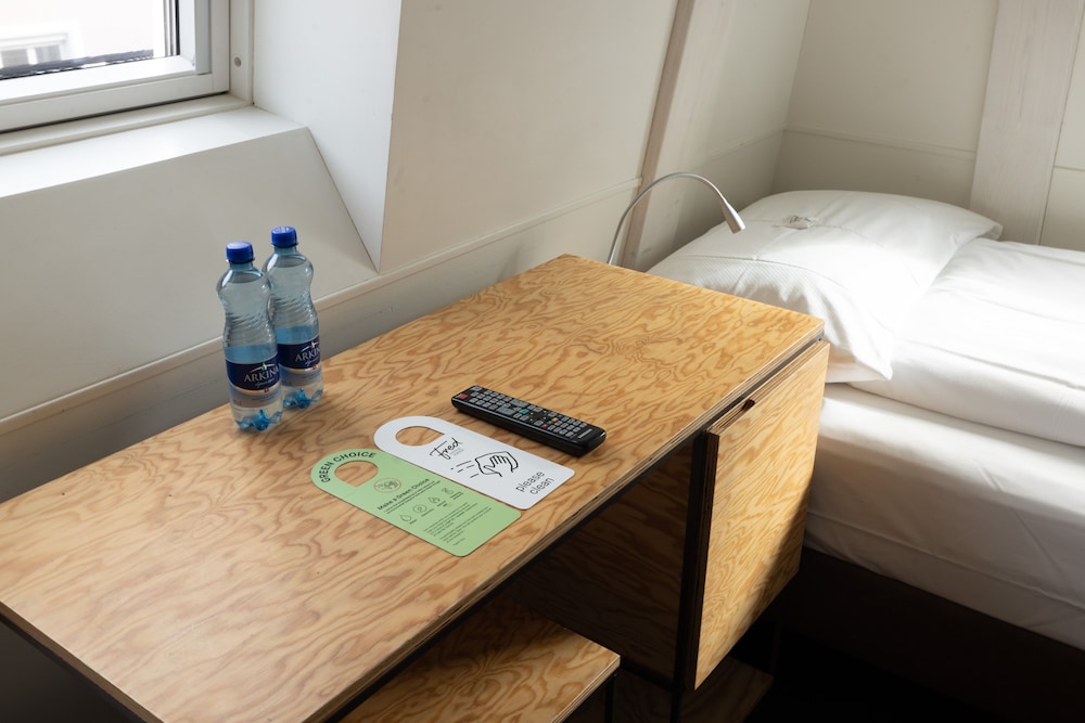 Fred Guest House Zurich Hauptbahnhof 43/50
