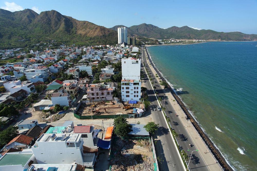 Nha Trang Wonderland Hotel 56/61