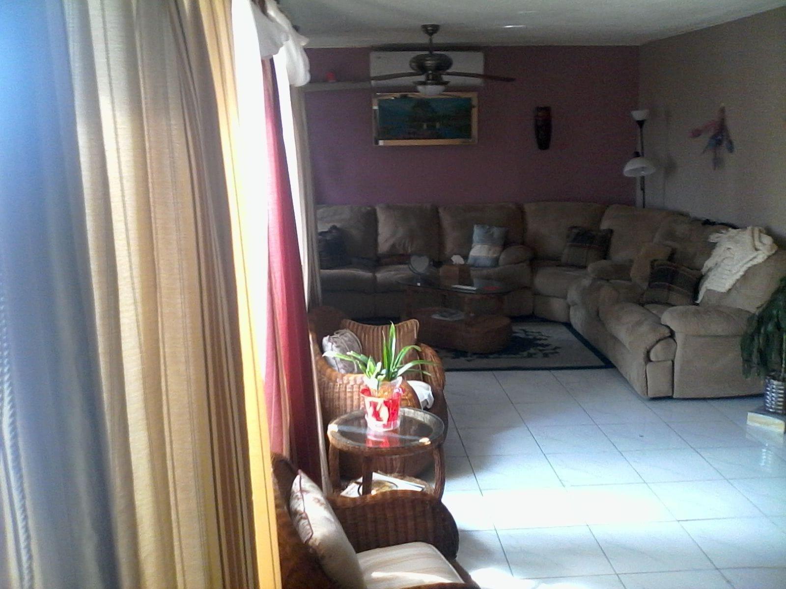 New Kingston Guest Apartment Iii 12/19