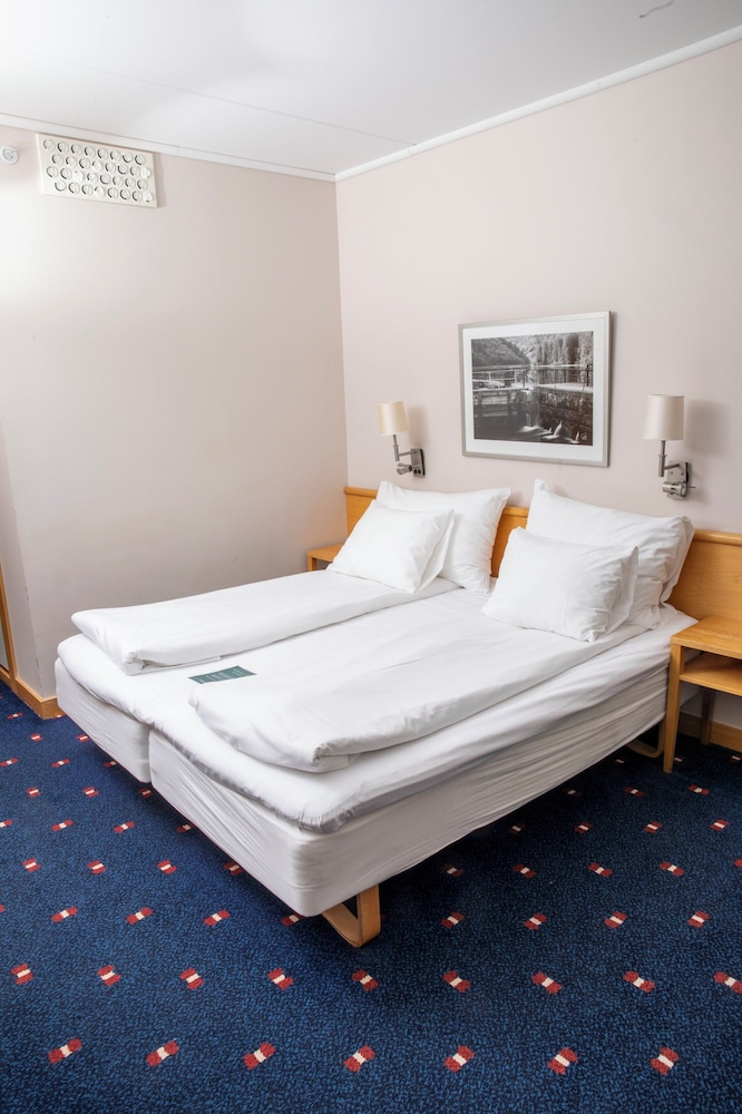 Standard, Double Bed