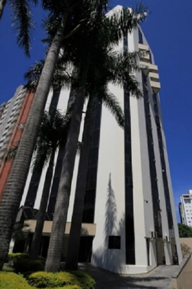 Bienal Suítes 1/25