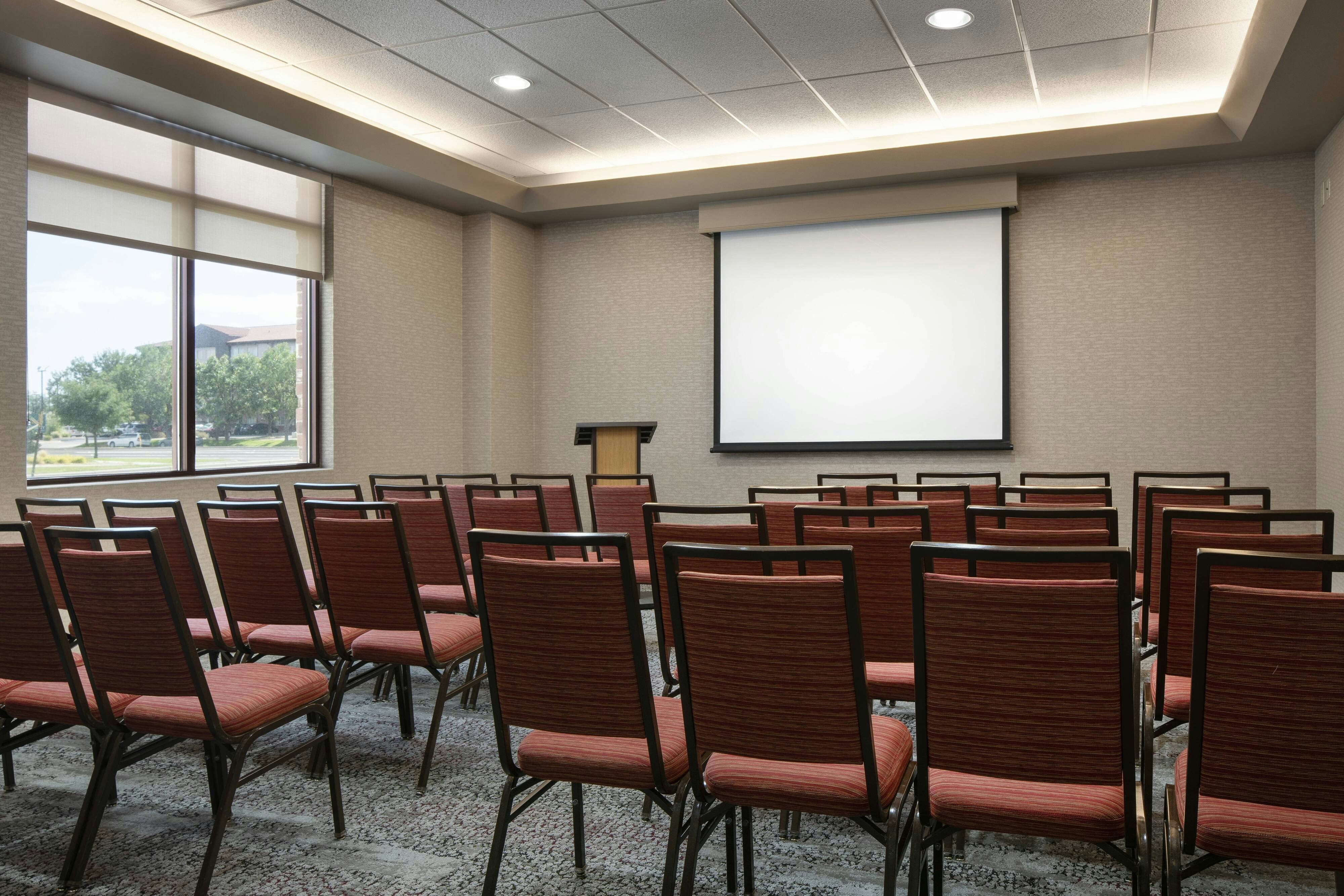 Courtyard By Marriott Denver Airport 10/16