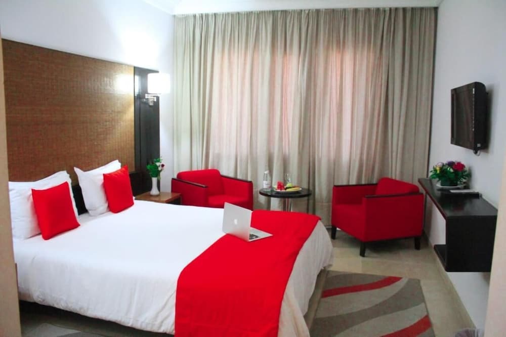hotel LE PACHA 11/51