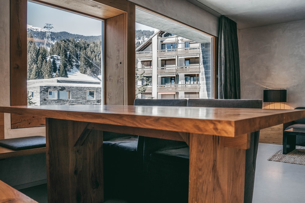 ROCKSRESORT 49/58