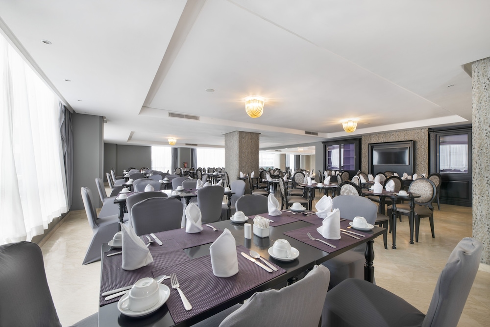 Mogador Marina Casablanca 59/72