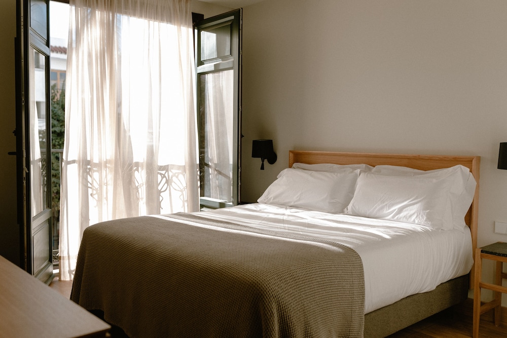 COMFORT, DOUBLE BED