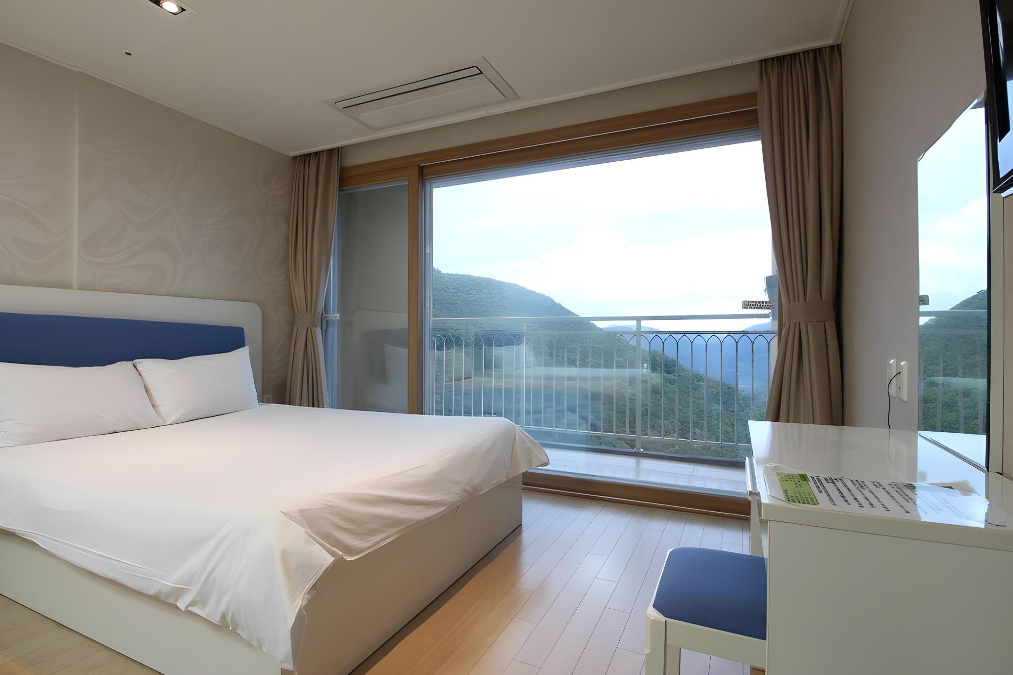 Prime, 2 Double Beds