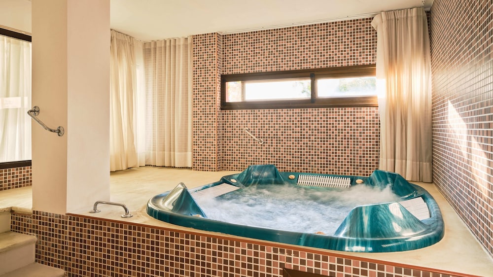 Fenix Torremolinos Hotel – Adults Only 53/72
