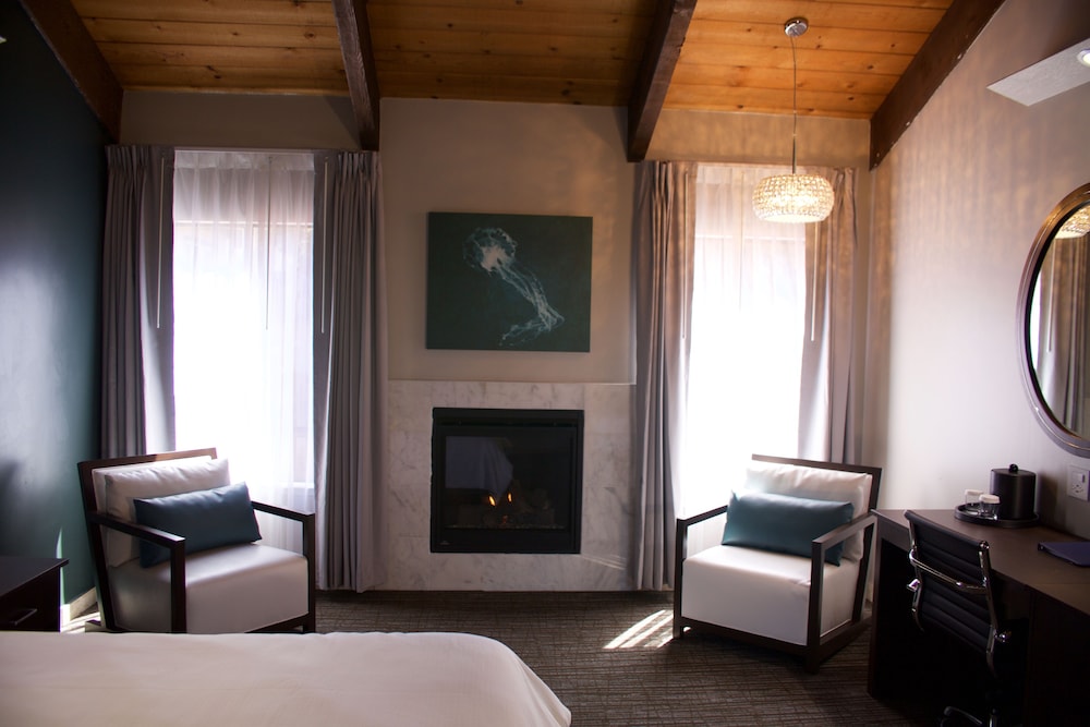MUNRAS INN 41/58
