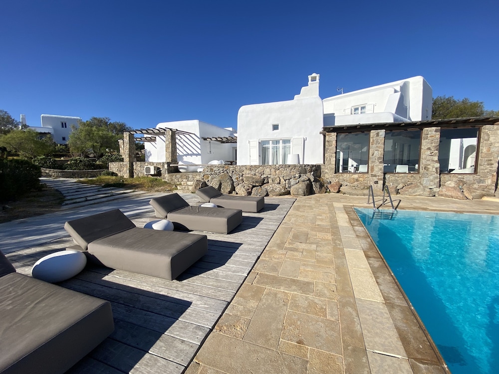 Villa Alessandra 34/50