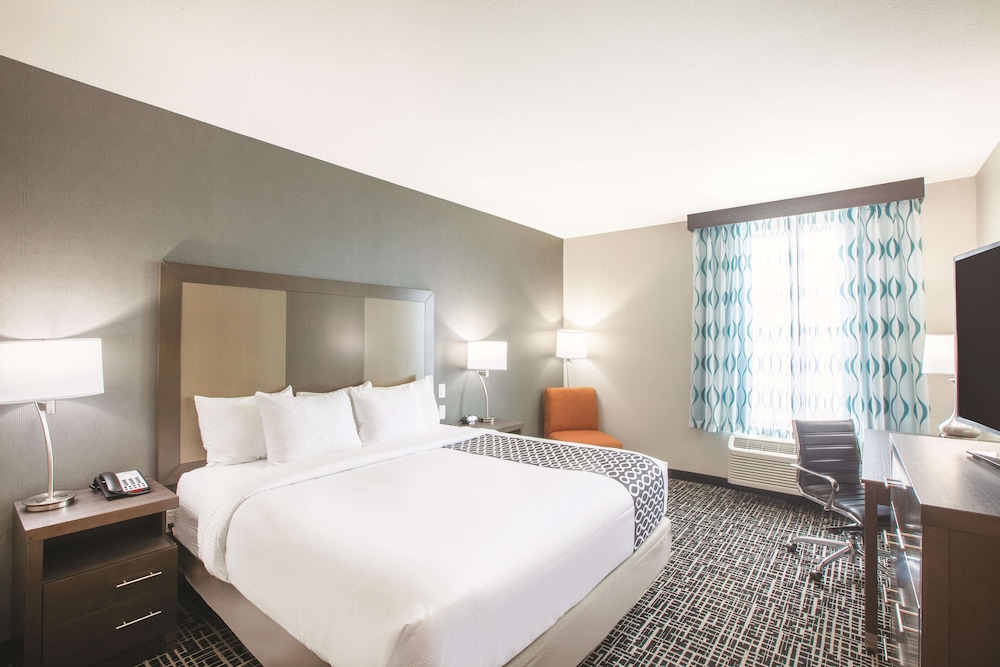 La Quinta Inn & Suites By Wyndham San Marcos Outlet Mall 15/31