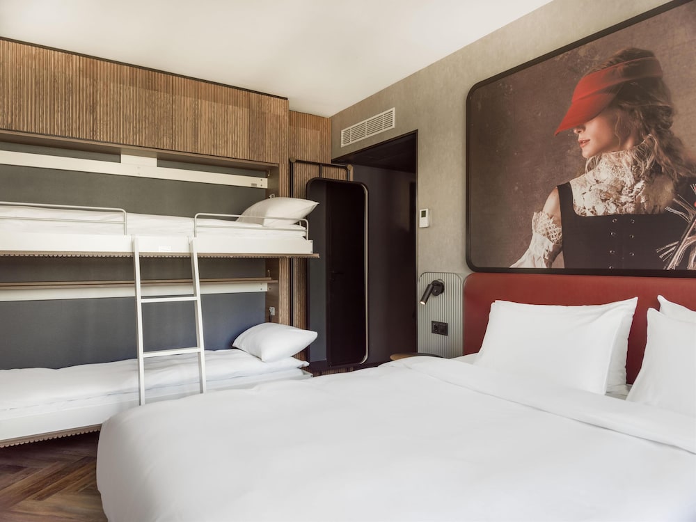 Radisson RED Oslo City Centre 20/55