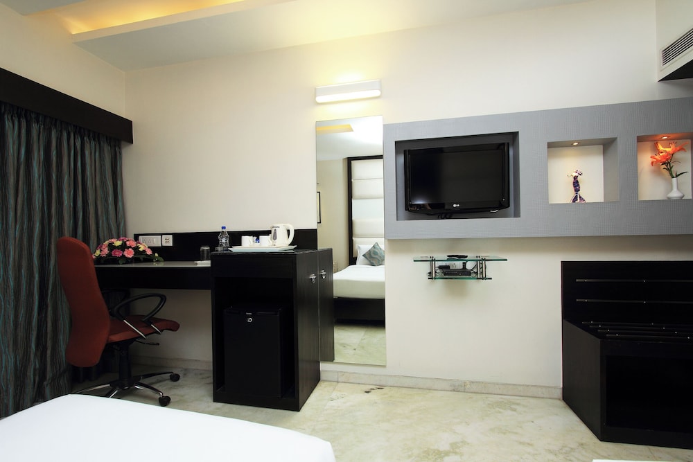 COMFORT INN VIJAY RESIDENCY 34/42