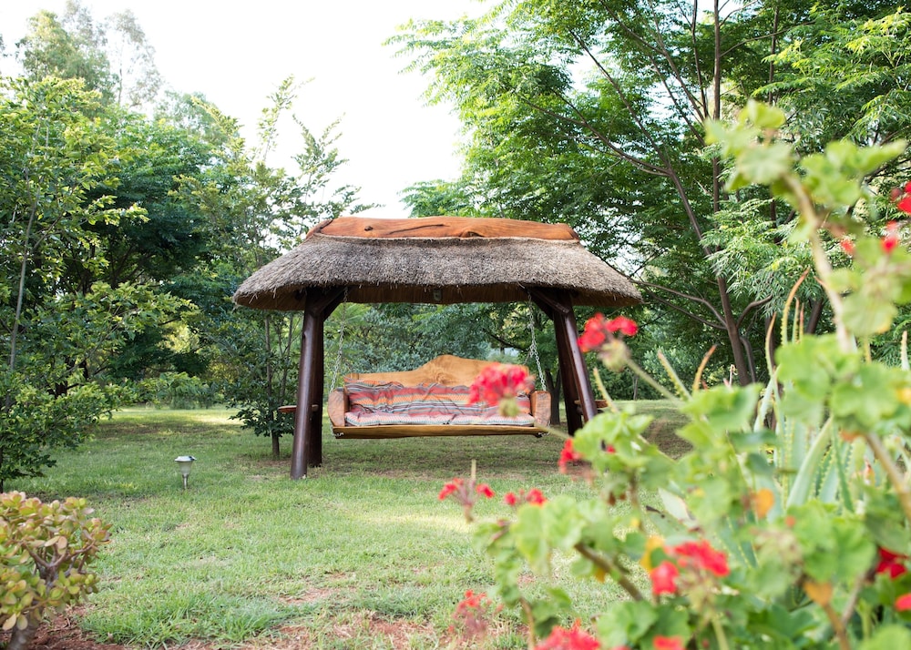Amohela Guesthouse 23/38