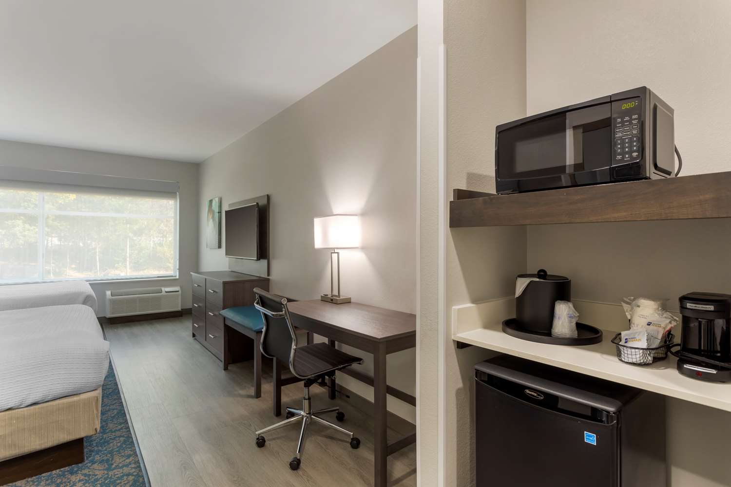 Executive Residency Antioch Inn 27/43