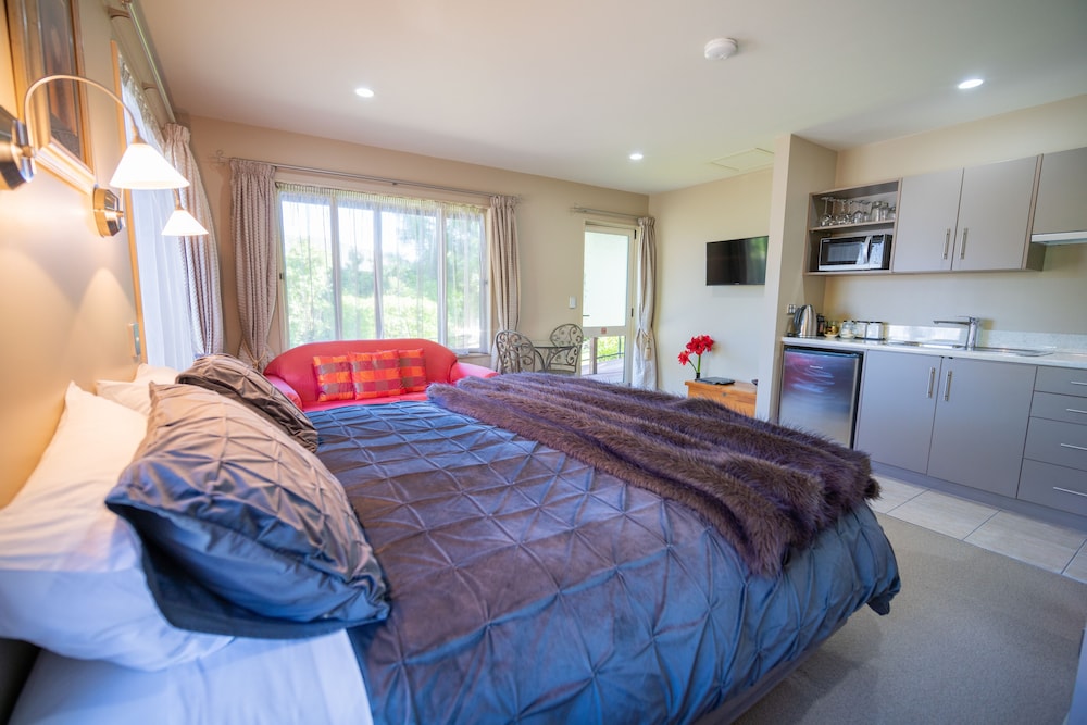 Blue Ridge Boutique Bed & Breakfast 20/50