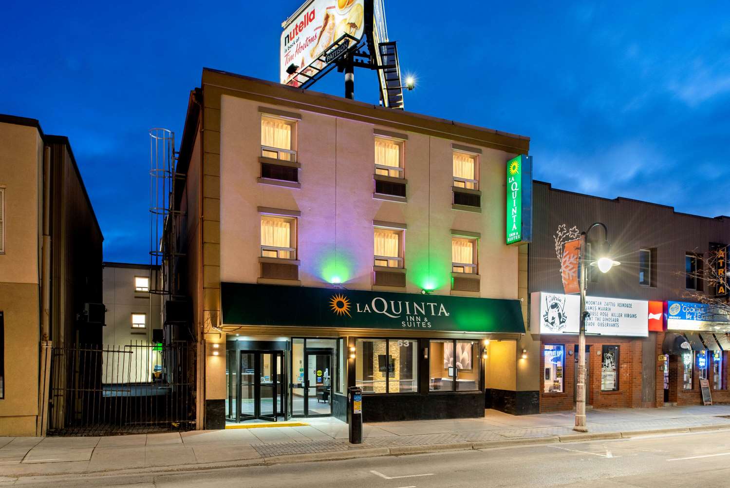 La Quinta Inn & Suites by Wyndham Oshawa 3/48