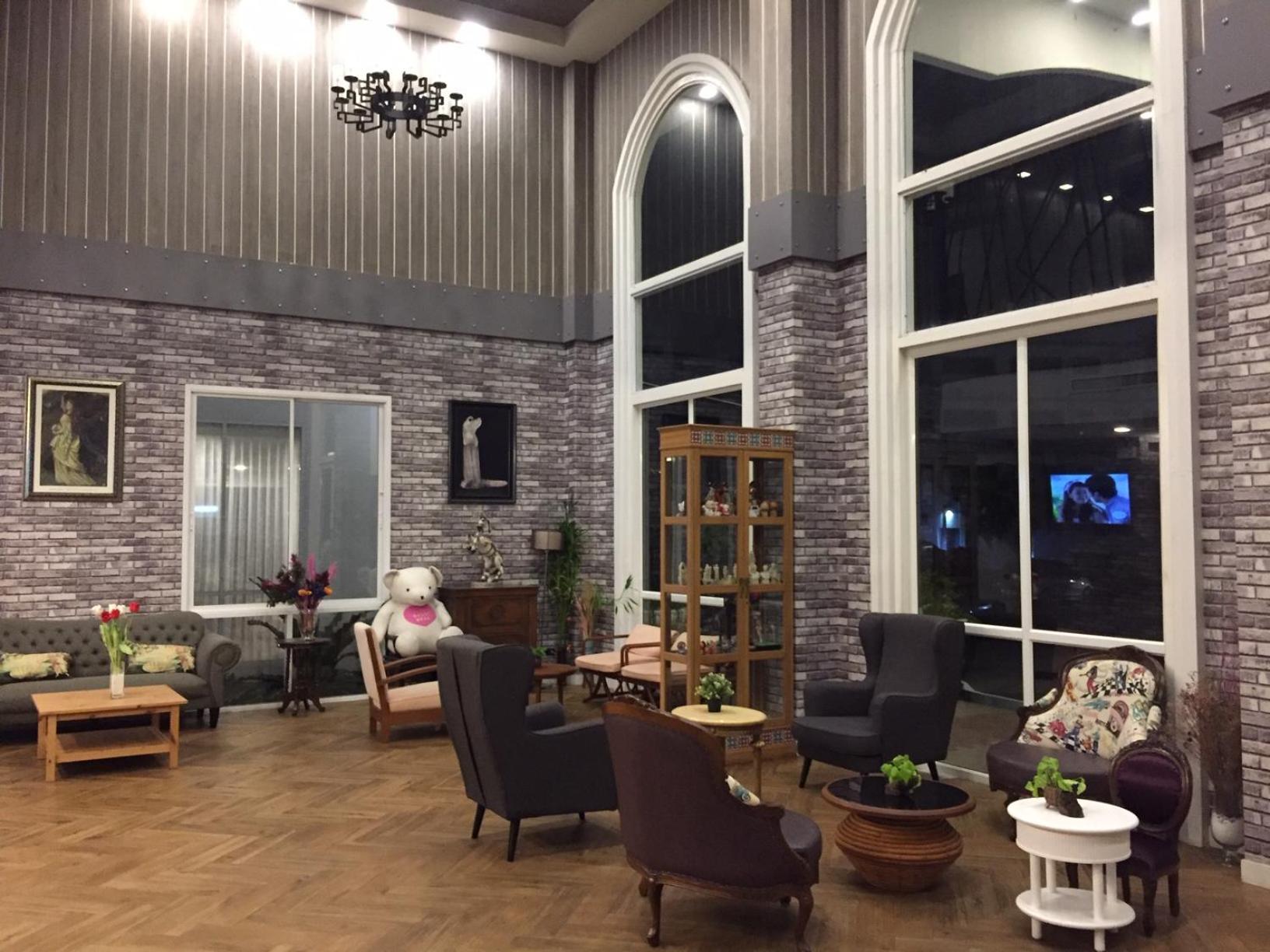 Bright Hotel Khon Kaen 33/50