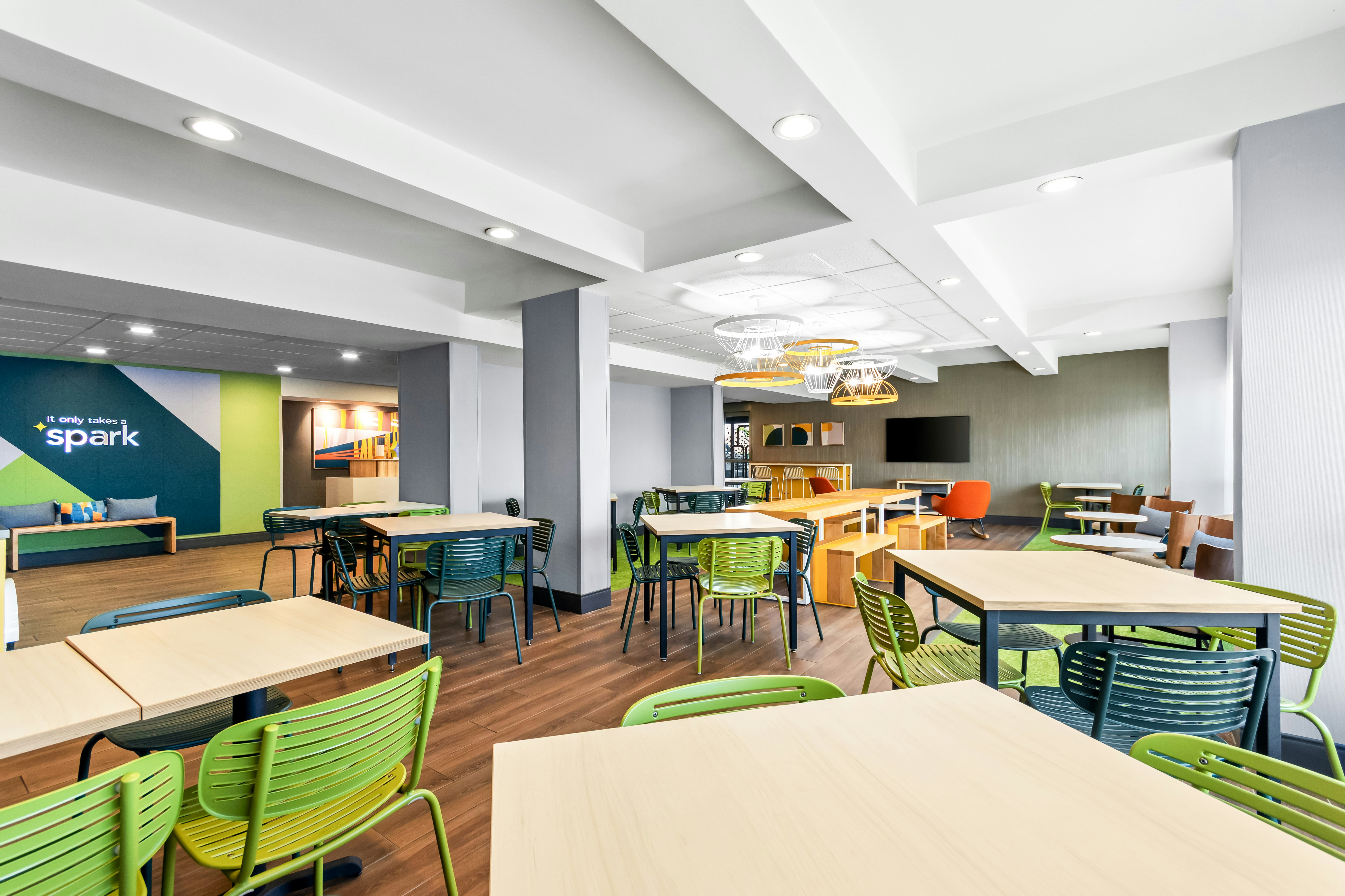Spark by Hilton Bardstown 38/49