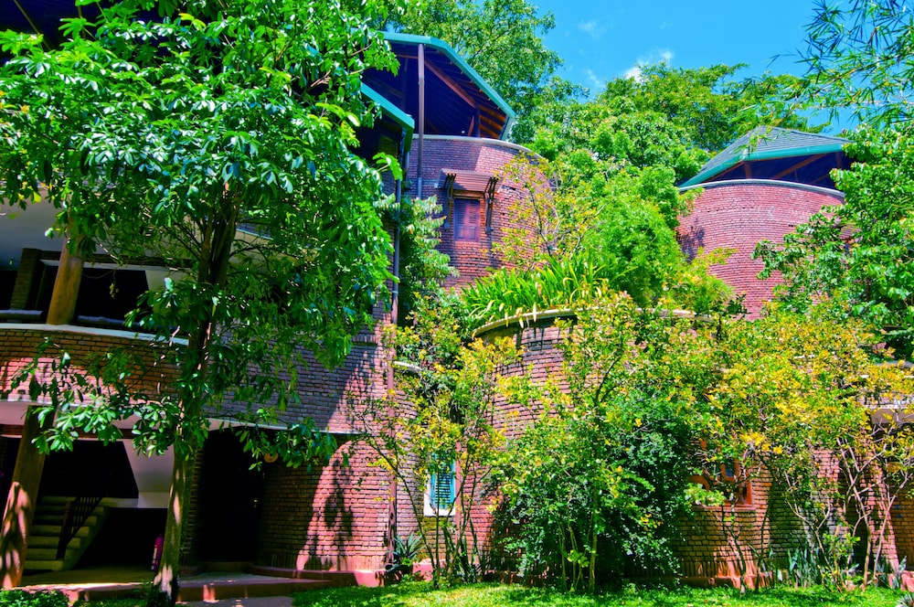 Grand Udawalawe Safari Resort 41/50