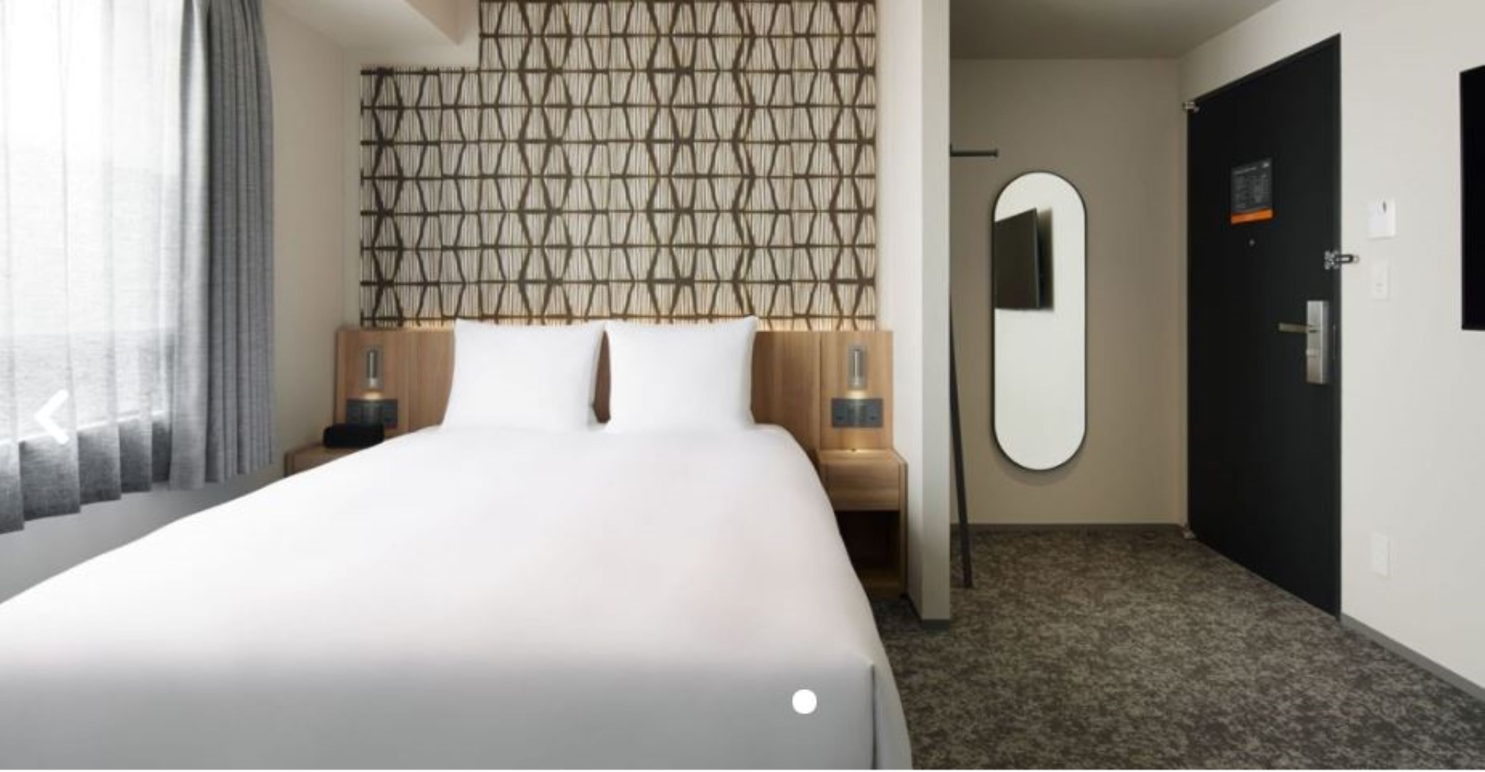 Premium, Queen Bed
