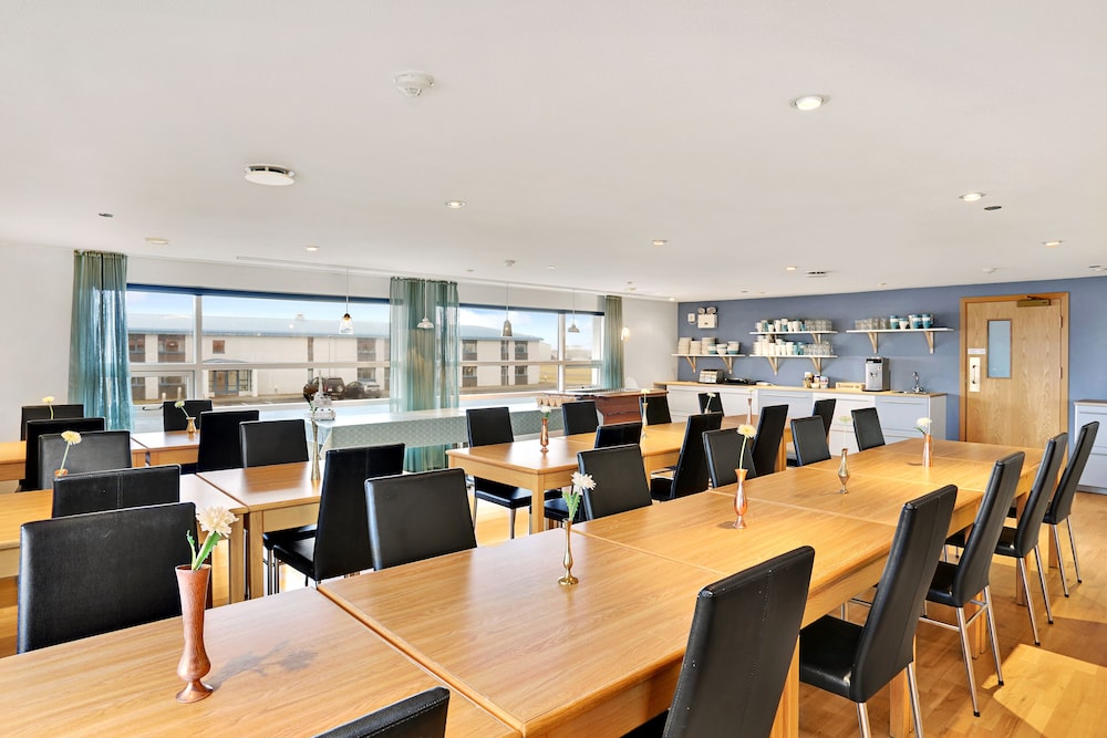Eldey Airport Hotel 36/46