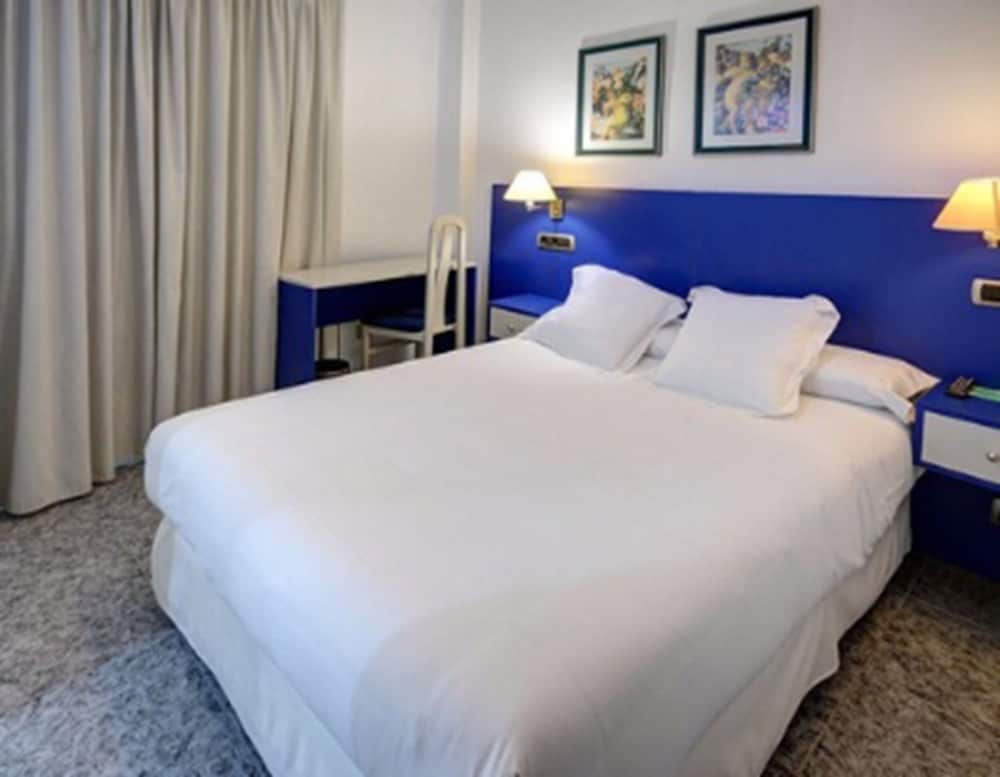 Vila-Real Marina Azul 8/28