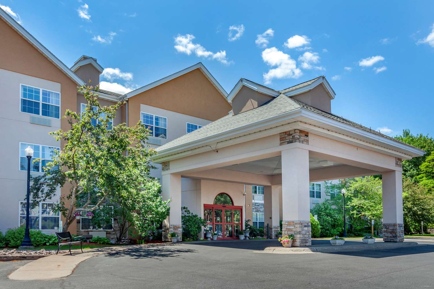Comfort Suites Marquette, MI 20/21