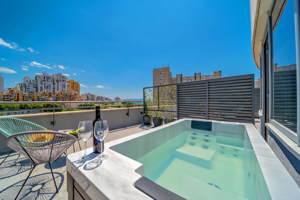 Priska Med Luxury Rooms 56/77
