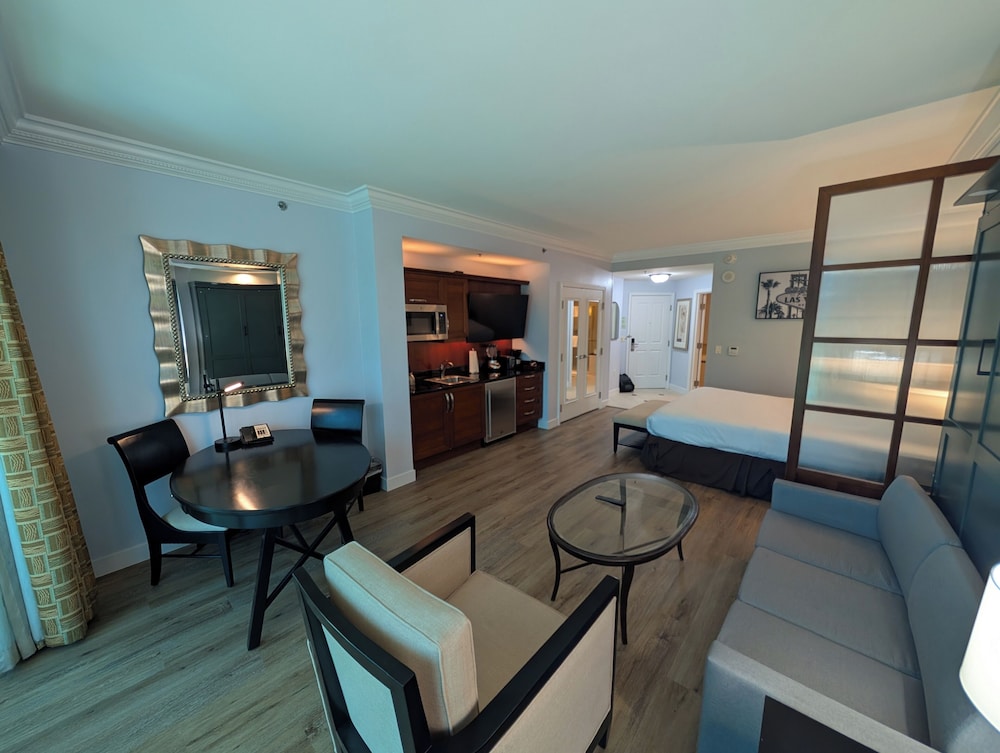 Jet Luxury Elite at The Signature 28/50