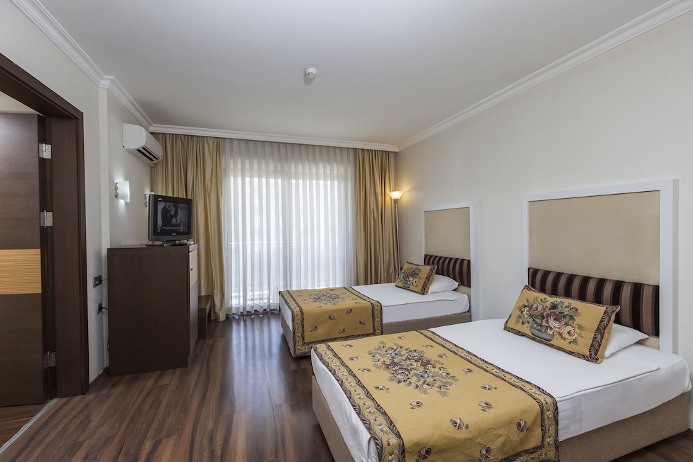 La Mer Kemer 9/50