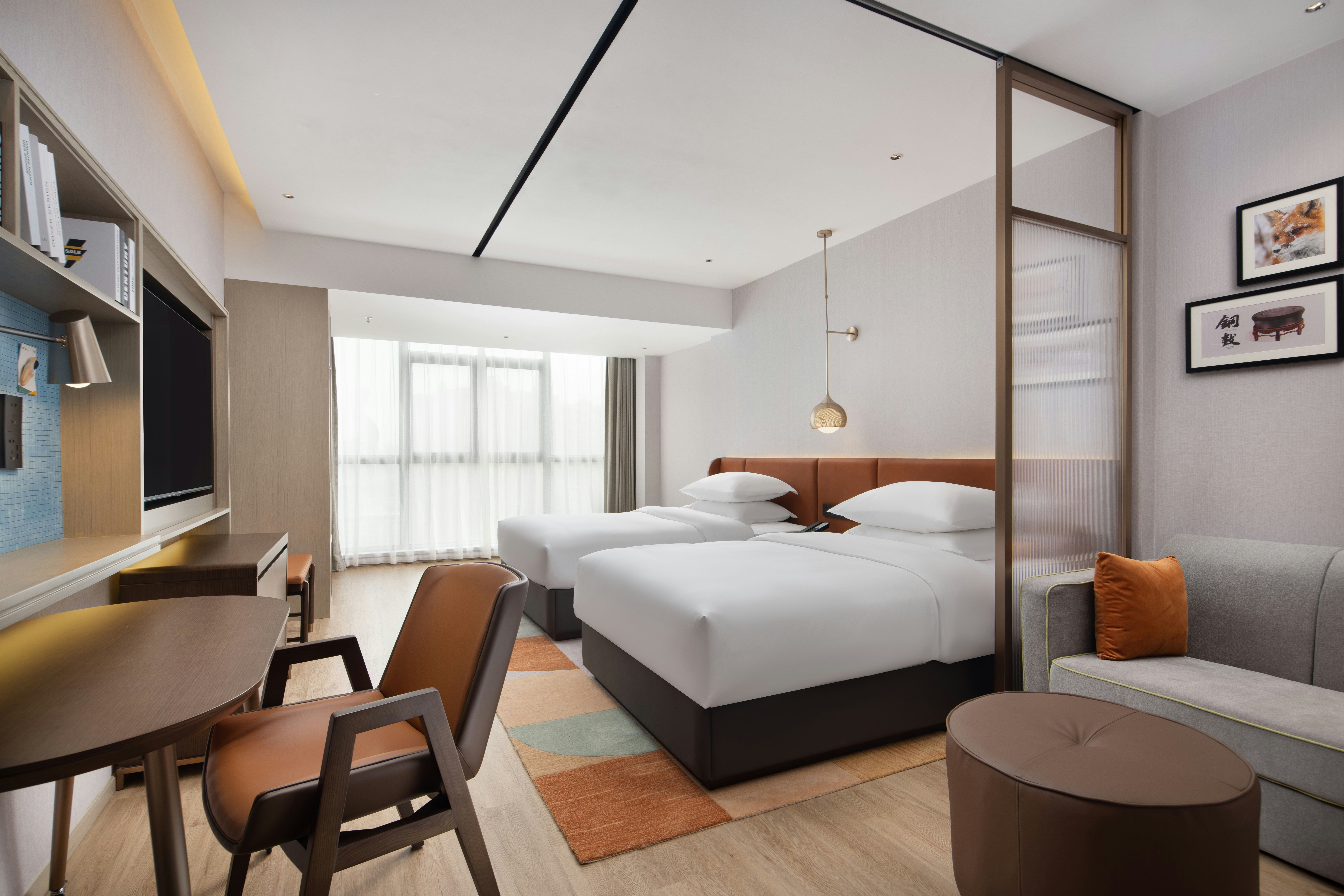 HOME2 SUITES BY HILTON Naning 17/43