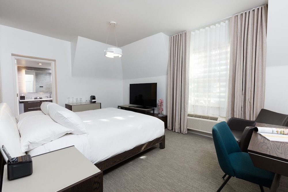 لوفت بسرير كينج، Hotel Le Bonne Entente 2/3