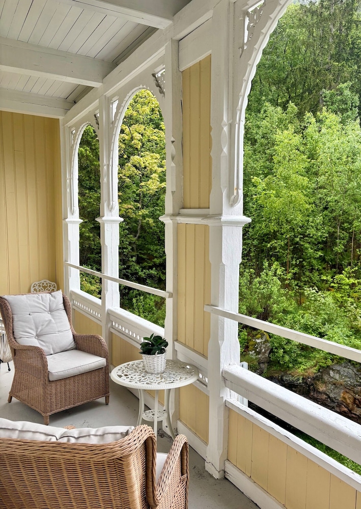 Visnes Hotel 33/62