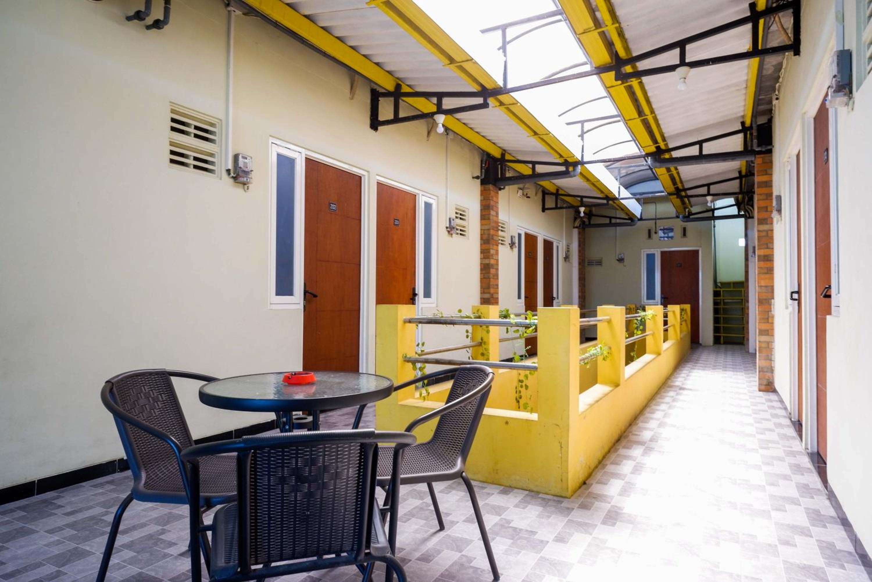 OYO 3170 Songo Residence 38/50