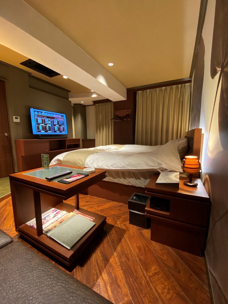 Hotel Venus Neo - Adults Only 10/51