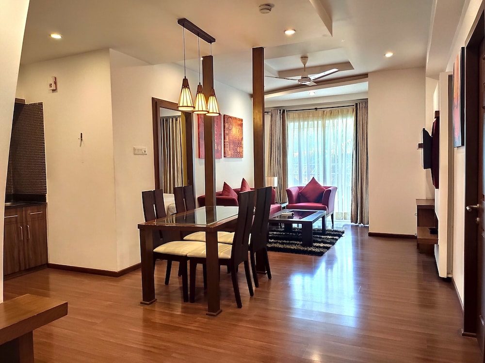 BloomSuites Electronics City (ex. Golden Tulip Hotel Bangalore Electronic City) 27/42