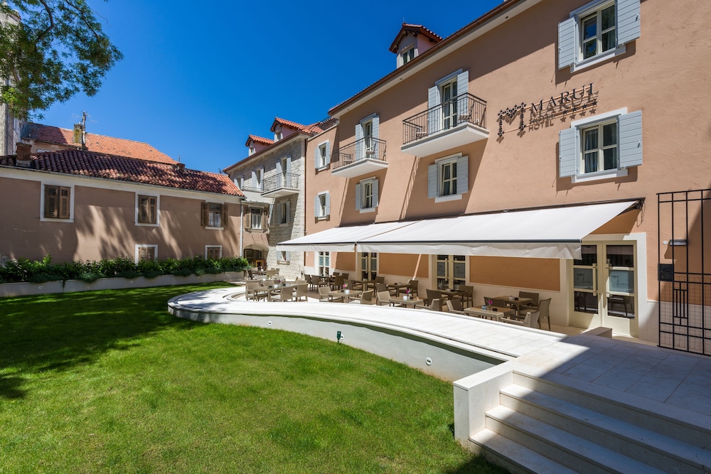 Hotel Marul 70/80