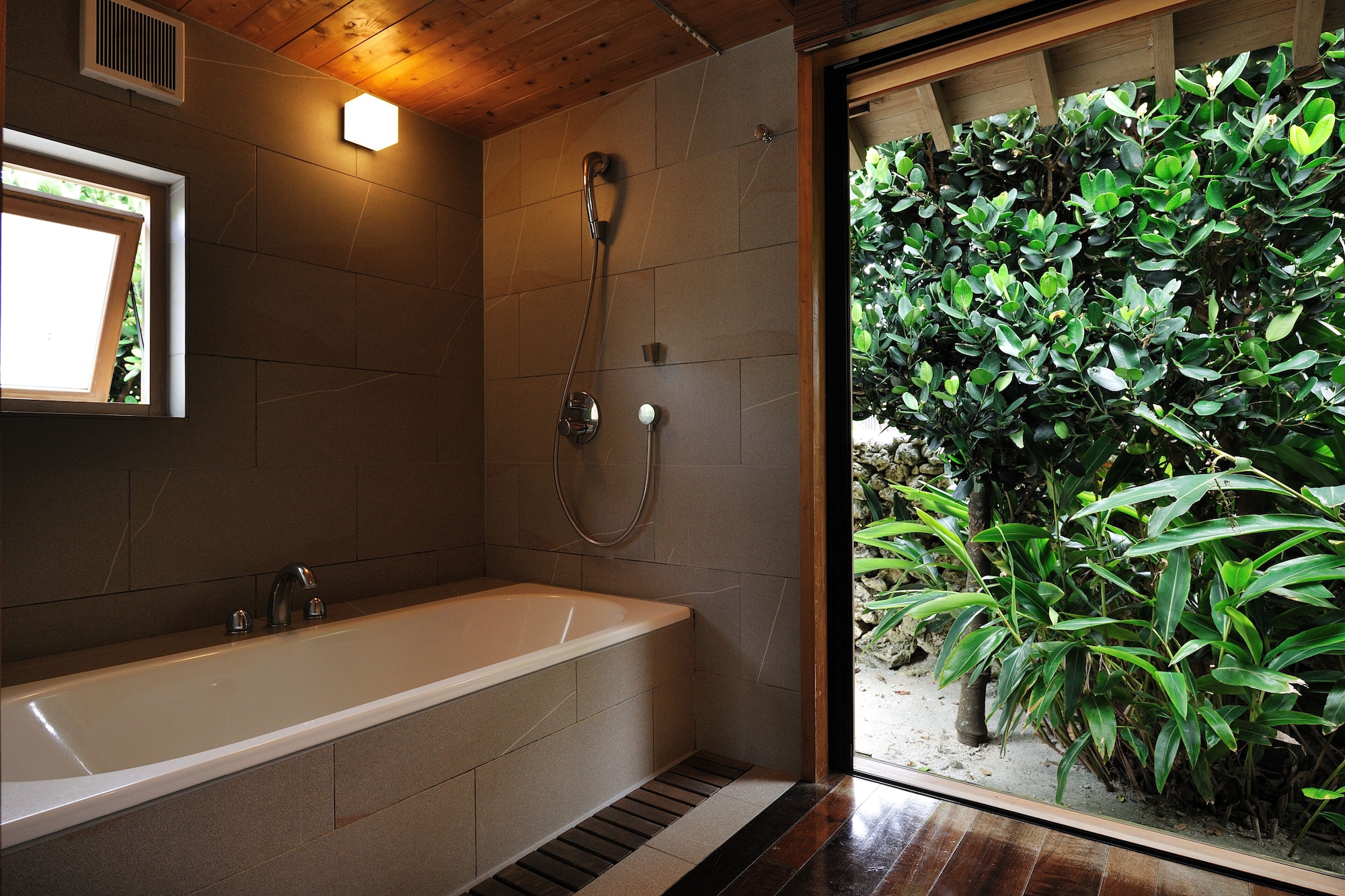 JAPANESE, KYANGI, VILLA, TWIN BEDS
