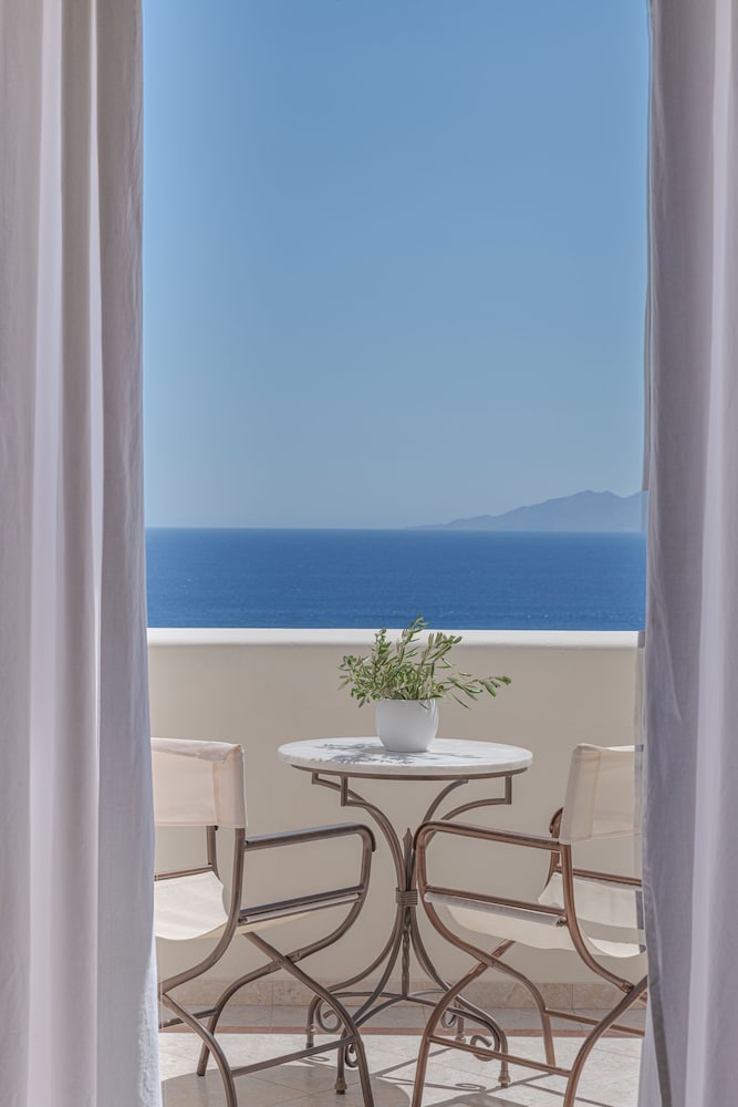 Epavlis Hotel And Spa 39/50