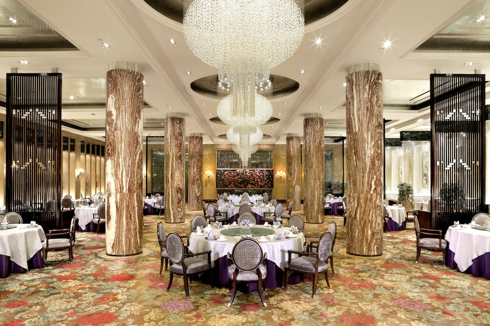 Chateau Star River Pudong Shanghai 36/38