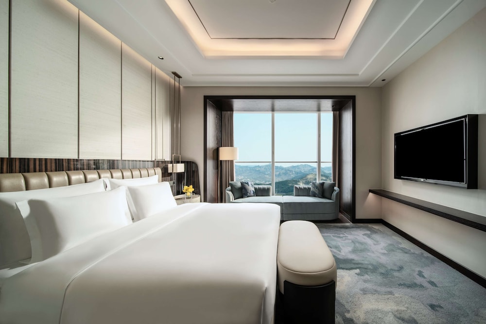 Kempinski Hotel Jinan 12/66