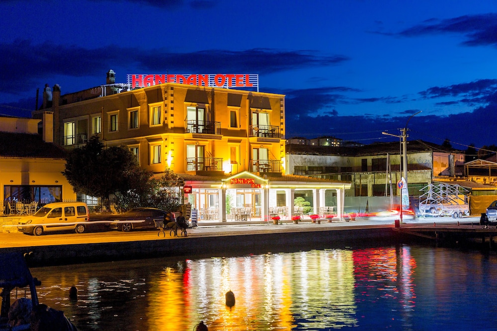 Hanedan Hotel 35/40