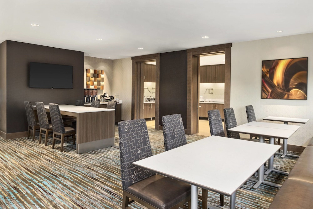 Residence Inn St Paul Woodbury 30/33