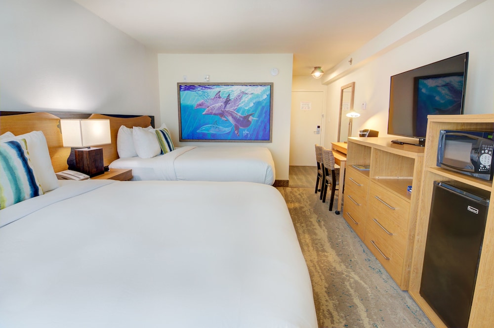 ROOM, 2 QUEEN BEDS, BALCONY