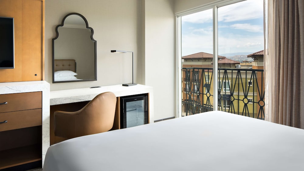HYATT REGENCY VALENCIA 12/50