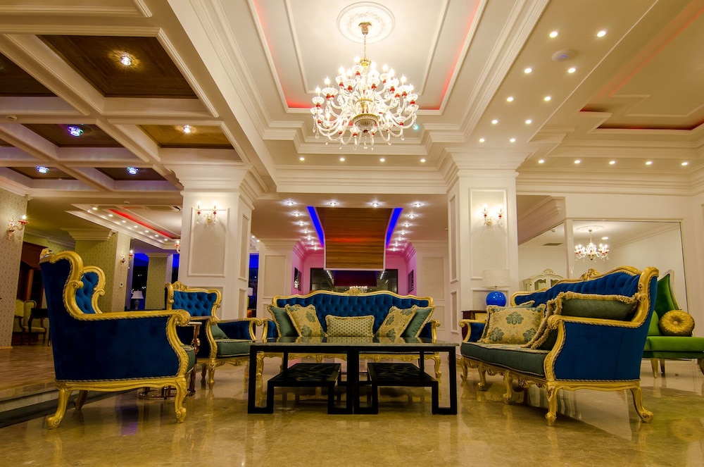 Phoenicia Royal 5/50