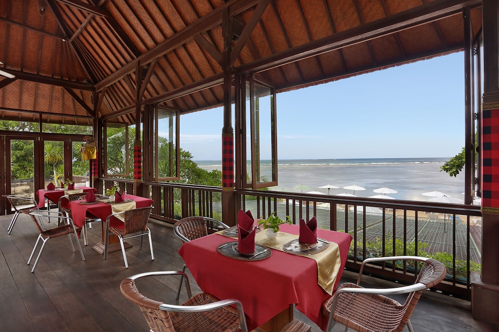 Respati Beach Hotel 53/66