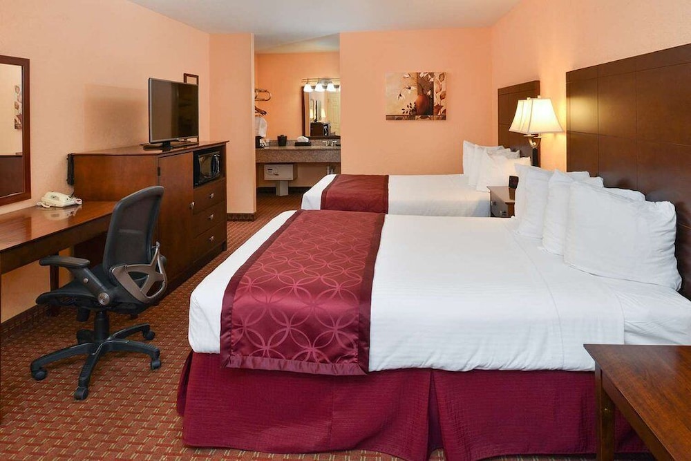 Days Inn by Wyndham Whitmore Lake 29/64