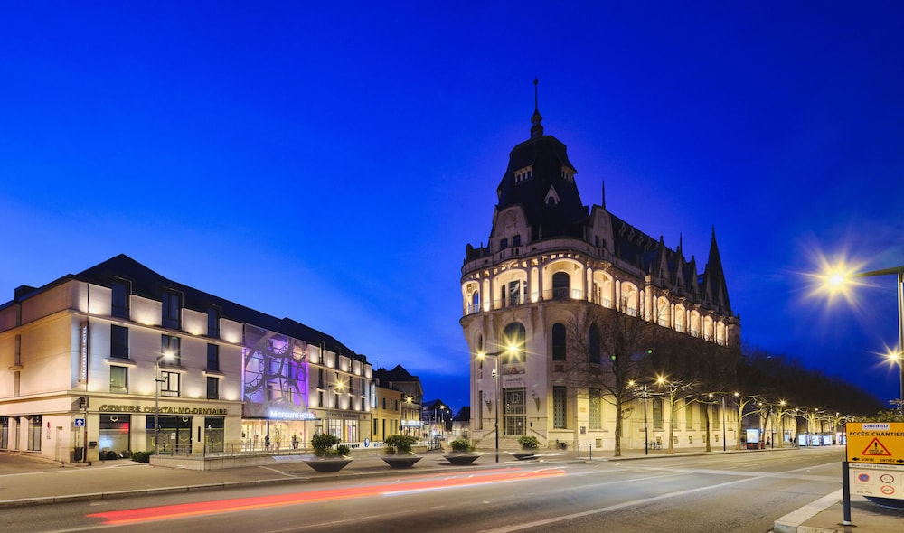 Mercure Chartres Cathedrale 63/67